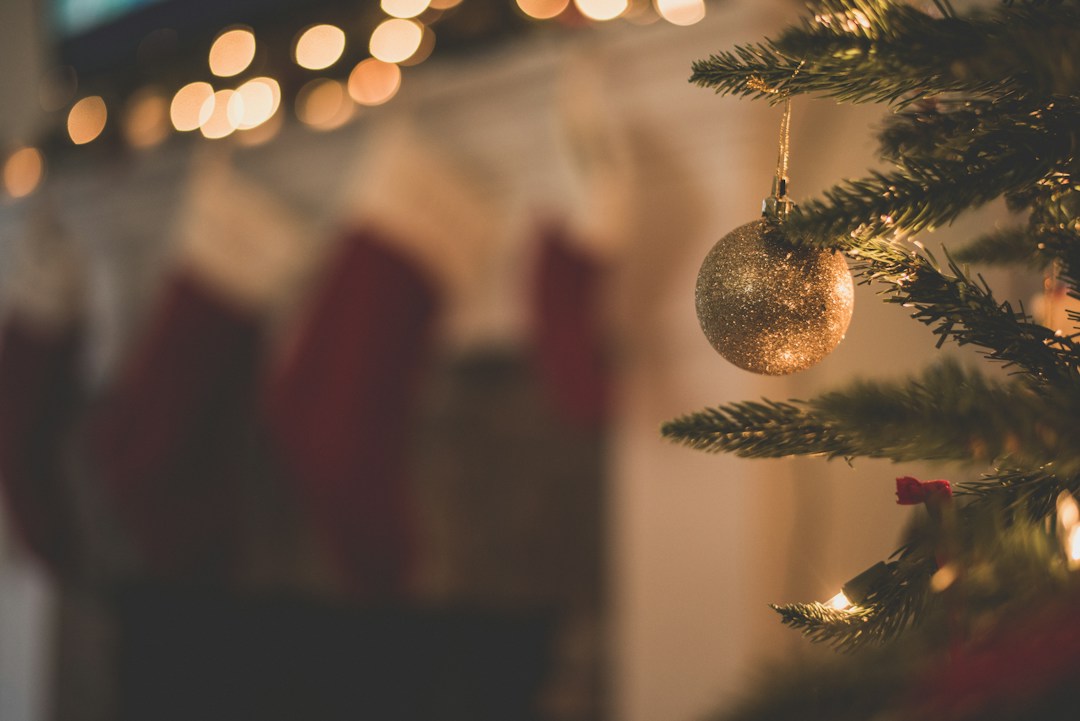 How to Decorate Your House for Christmas 3 img