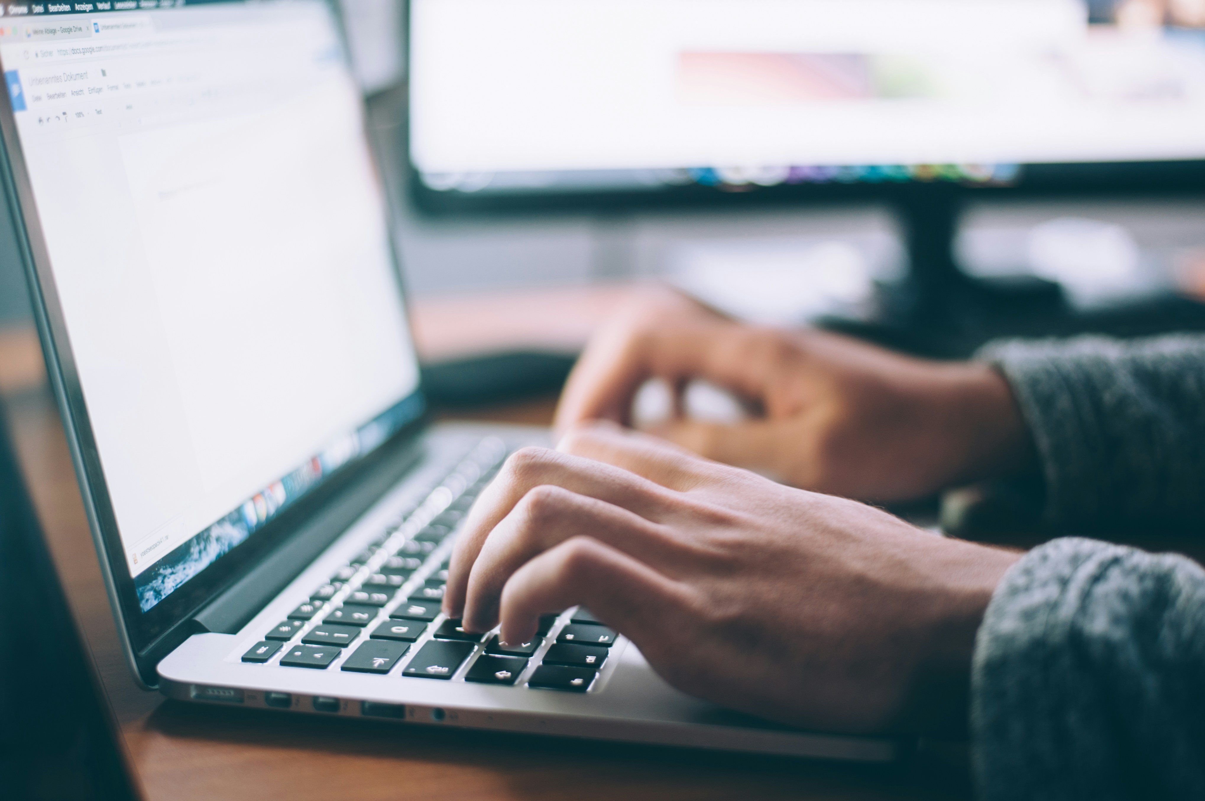 How to Become a Medical Secretary: A Step-by-Step Guide 1 img